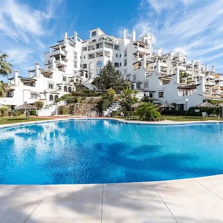 Calahonda 2 Bed With Indoor Swimming Pool Apartment