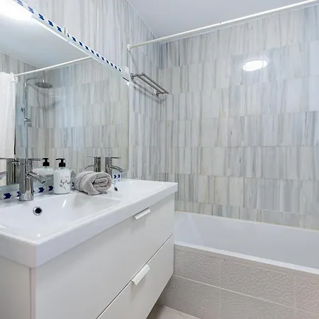 Calahonda 2 Bed With Indoor Swimming Pool Sitio de Calahonda