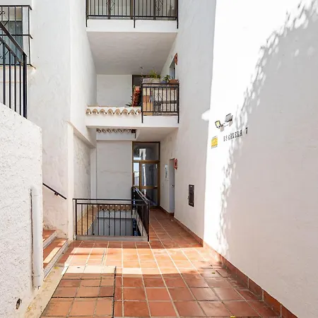 Calahonda 2 Bed With Indoor Swimming Pool Apartment