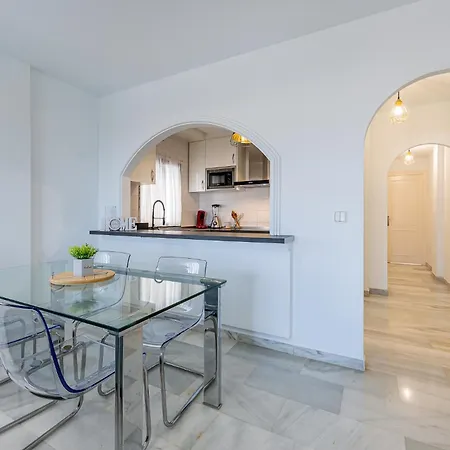 Apartment Calahonda 2 Bed With Indoor Swimming Pool Sitio de Calahonda