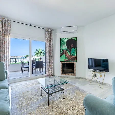 Apartment Calahonda 2 Bed With Indoor Swimming Pool *
